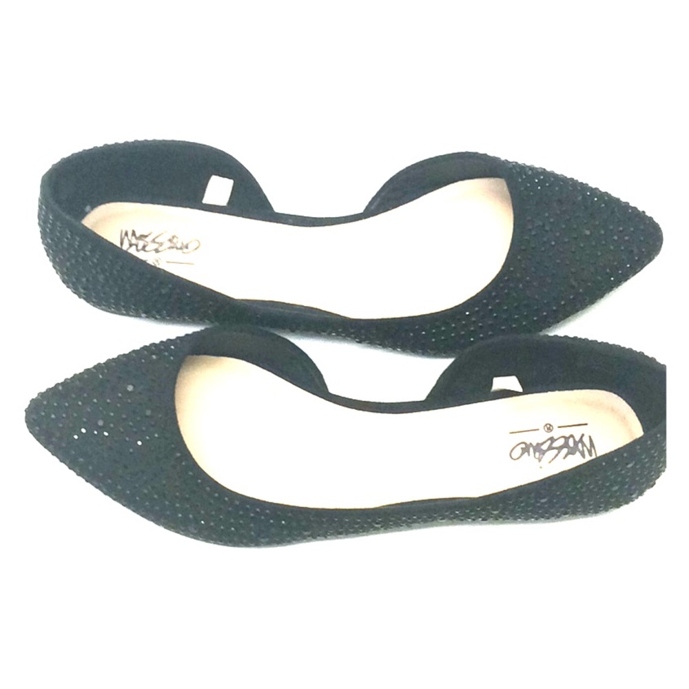 Black dress flats